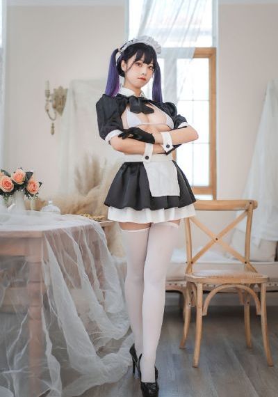 欧美老熟妇高跟鞋_高清完整版