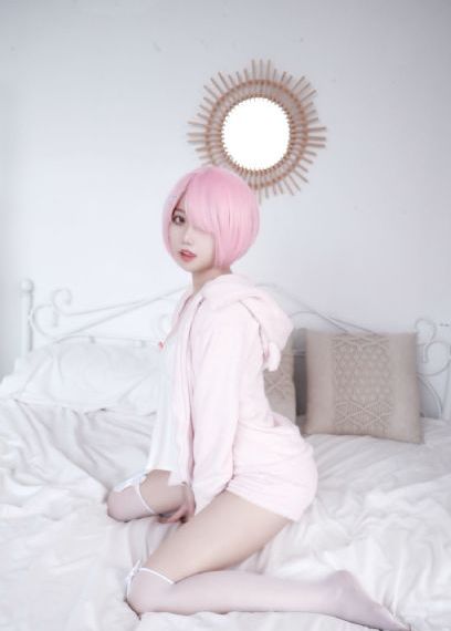 年轻的女教师在线观看_1080电影在线观看